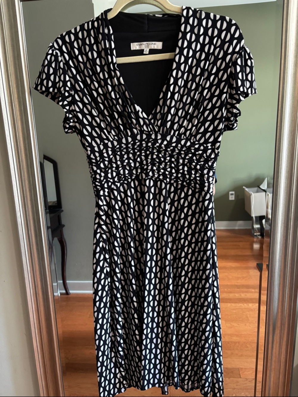 Evan Picone Black & White Geometric Wrap-Style Midi Dress